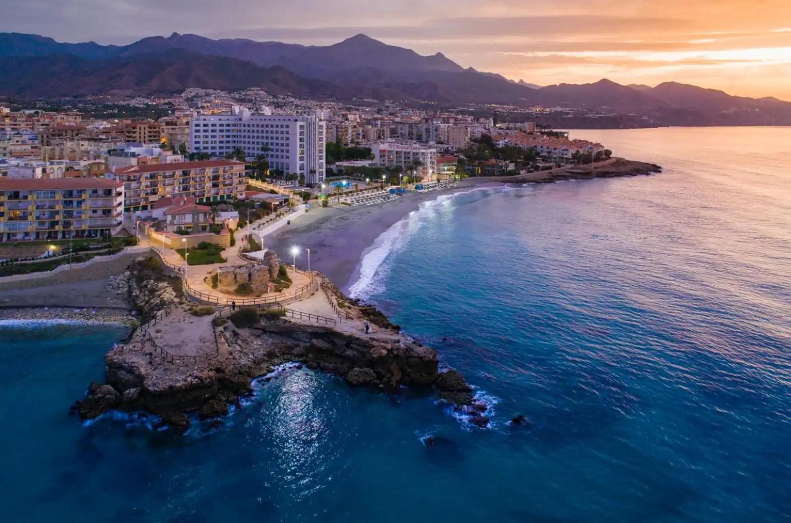 Apartamento En El Centro De Nerja Eksteriør bilde