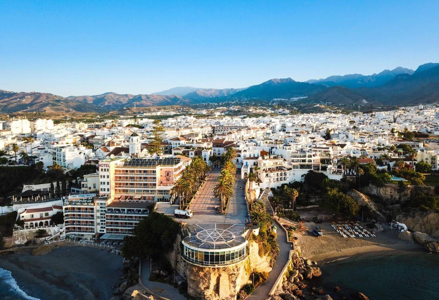 Apartamento En El Centro De Nerja Eksteriør bilde